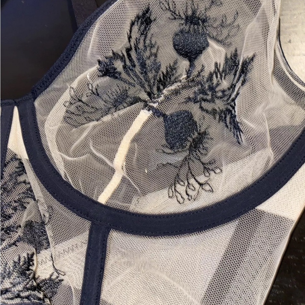 Thistle And Spire Verona Longline Bustier Bra NWT - Picture 5 of 6
